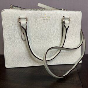 👜 Chic Alert! Kate Spade Classic in Town 👜